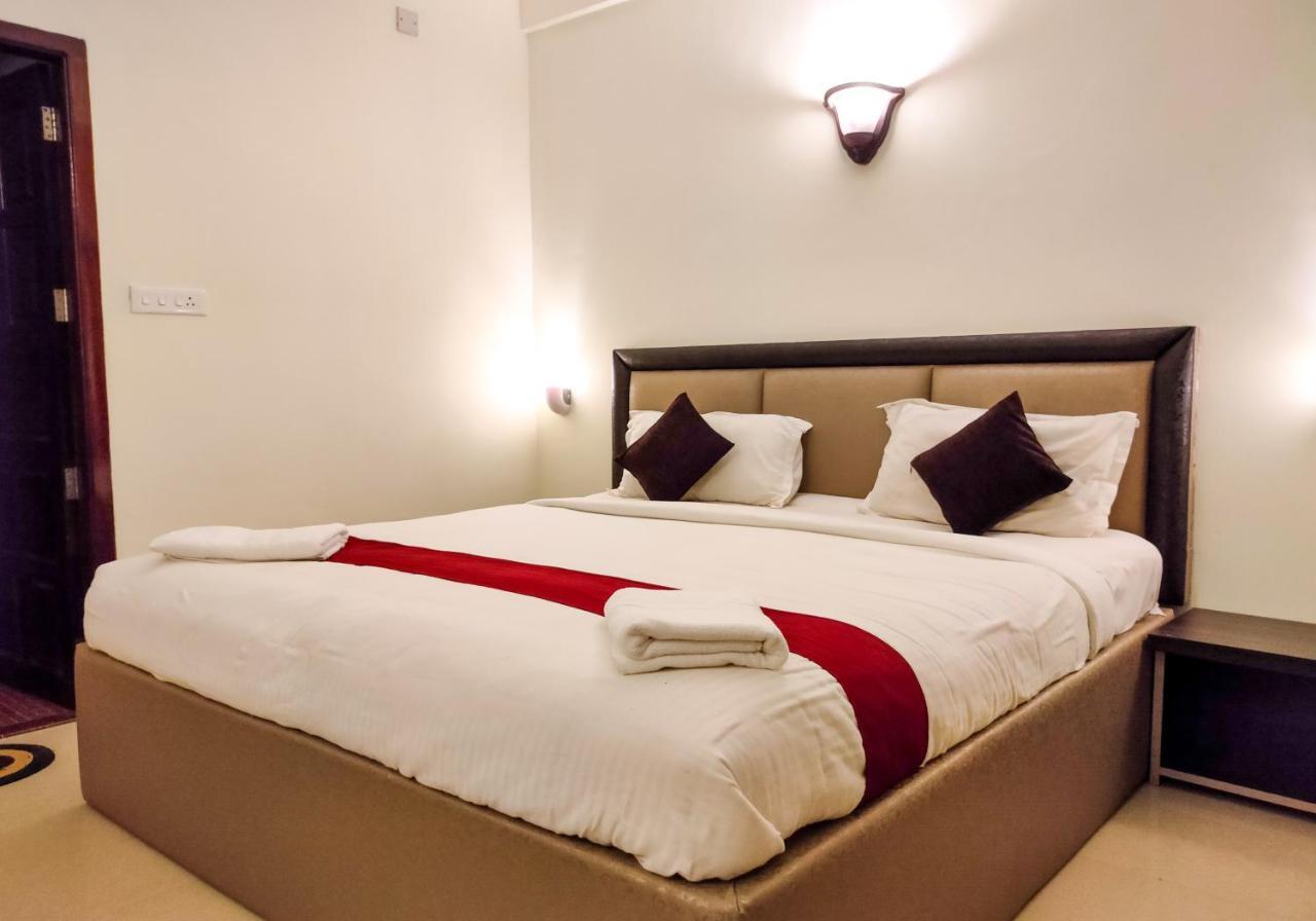 Ayurlaya Beach Retreat Kovalam Exterior photo