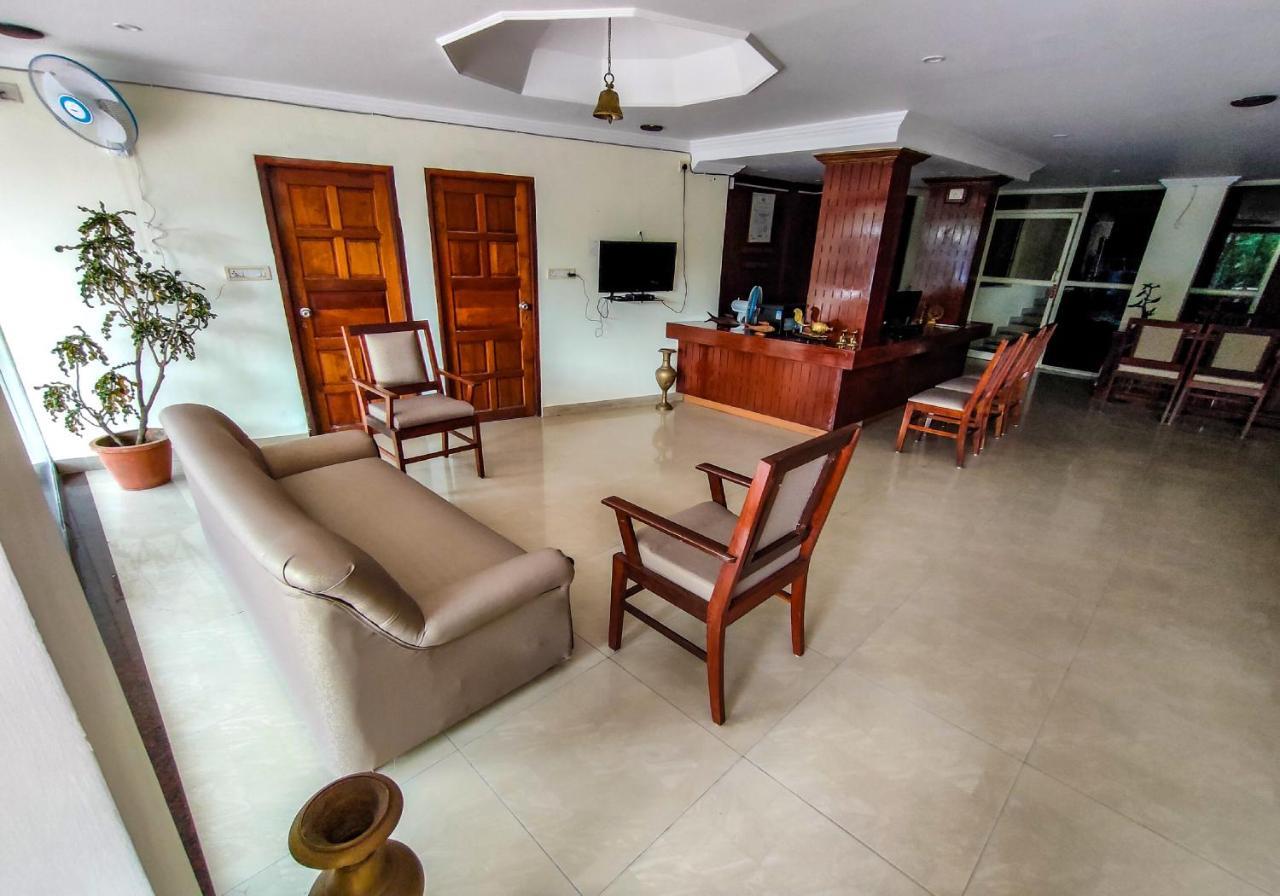 Ayurlaya Beach Retreat Kovalam Exterior photo