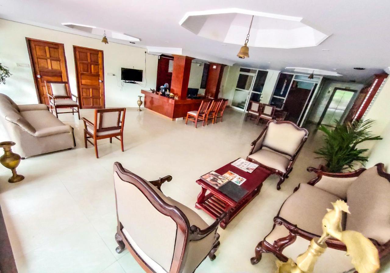 Ayurlaya Beach Retreat Kovalam Exterior photo